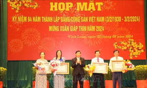 Chung sức, đồng lòng đưa Vĩnh Long thành tỉnh khá của đồng bằng sông Cửu Long