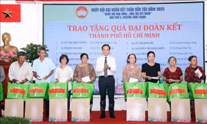 Vì hạnh phúc của nhân dân bắt đầu từ những việc làm gần gũi nhất