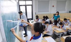 Hà Nội công bố chỉ tiêu tuyển sinh vào lớp 10 công lập, chuyên