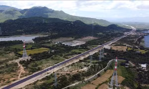 Tập trung thi công tuyến cao tốc Bắc - Nam qua các tỉnh duyên hải Nam Trung Bộ