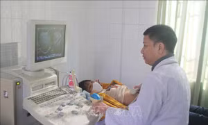 Thu hút nhân lực y tế cho khu vực miền núi, vùng sâu, xa