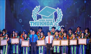 Thành phố Hồ Chí Minh vinh danh 88 thủ khoa năm 2024