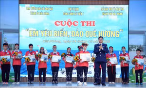 Khơi dậy niềm tự hào biển, đảo quê hương