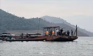 Tìm thấy thi thể nạn nhân thứ hai trong vụ lật thuyền ở Lai Châu