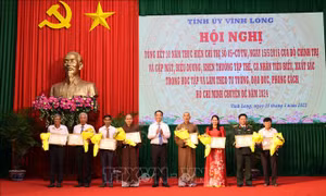 Gắn học tập và làm theo Bác với các phong trào thi đua yêu nước