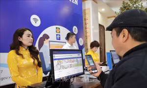 Tháo gỡ rào cản thể chế để phát triển kinh tế tầm thấp và công nghệ mới