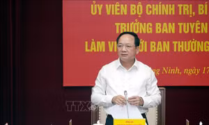 Trưởng Ban Tuyên giáo Trung ương Trịnh Văn Quyết: Quảng Ninh phát triển nhanh, bền vững, trở thành hình mẫu toàn diện