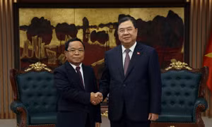Phó Thủ tướng Thường trực Phạm Gia Túc tiếp Phó Thủ tướng, Bộ trưởng Bộ Tư pháp Lào Khăm-phăn Phôm-mạ-thắt