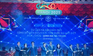 Khai mạc chương trình 'Du lịch Hà Nội chào 2025 - Get on Hanoi 2025'