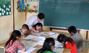 Giáo dục Lào Cai vượt khó đón năm học mới