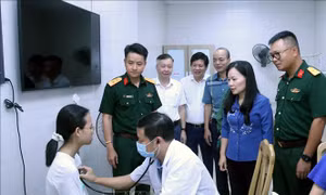 Khám sàng lọc miễn phí bệnh tim bẩm sinh cho trẻ em dưới 18 tuổi