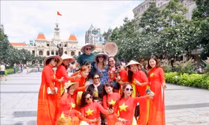 Củng cố khối đại đoàn kết toàn dân tộc - Bài 1: Thành phố nghĩa tình của đại gia đình các dân tộc
