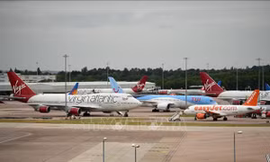 Hoãn, hủy nhiều chuyến bay tại sân bay Manchester do sự cố mất điện