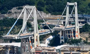 Italy xét xử các đối tượng liên quan đến vụ sập cầu tại Genoa