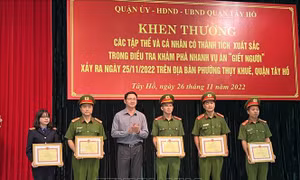Khen thưởng tập thể, cá nhân điều tra, phá án nhanh vụ giết người ở Thuỵ Khê, Hà Nội