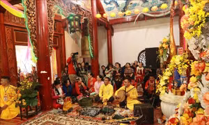Đưa hát văn, hát chầu văn đến gần hơn với công chúng