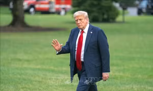 Cách Tổng thống Trump ‘xoay chuyển tình thế’ trong cuộc chiến thuế quan