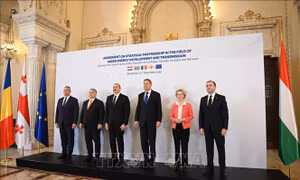 EU thúc đẩy đa dạng hóa nguồn cung năng lượng