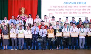 Tôn vinh 340 gương hiến máu tình nguyện tiêu biểu