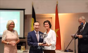 Giải golf tại Bỉ ủng hộ nạn nhân chất độc da cam tại Việt Nam