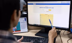 Điểm thi tốt nghiệp Trung học phổ thông 2026: Hà Nội dẫn đầu về số lượng điểm 10 ở 5 môn thi