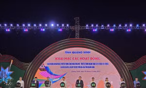 Khai mạc chuỗi hoạt động Kỷ niệm 89 năm Ngày truyền thống công nhân vùng Mỏ
