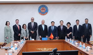Bộ Tài chính và HSBC thúc đẩy huy động vốn quốc tế, nâng hạng tín nhiệm Việt Nam