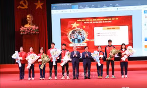 Thái Nguyên: Vinh danh các huấn luyện viên, vận động viên đạt thành tích xuất sắc