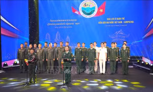 Sĩ quan trẻ Việt Nam - Campuchia chung tay bảo vệ biên giới hòa bình, hữu nghị, phát triển
