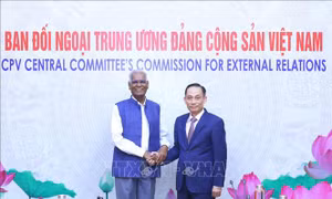 Trưởng ban Đối ngoại Trung ương Lê Hoài Trung hội đàm với Tổng Bí thư Đảng Cộng sản Ấn Độ