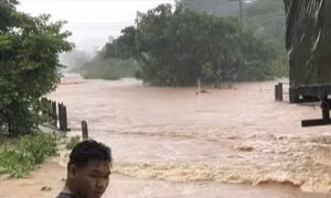 Lào huy động lực lượng ứng phó bão Kajiki