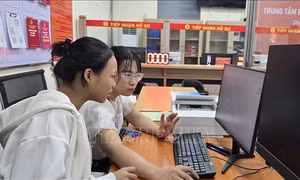 Chính quyền địa phương 2 cấp: Từng bước khắc phục tình trạng hành chính hóa, xa dân