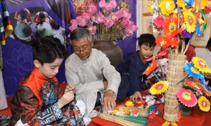Triển lãm di sản văn hóa, danh thắng Việt Nam và sản phẩm thủ công truyền thống 