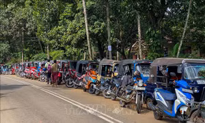 Sri Lanka mở lại các cơ quan chính phủ vào thứ 6 hằng tuần
