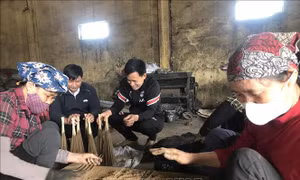 Làng hương truyền thống hoạt động hết công suất phục vụ Tết