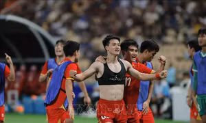 Ngược dòng quả cảm, U22 Việt Nam vô địch SEA Games 33