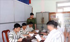 Đặc xá 2025 đợt 2: Khẳng định chính sách nhất quán của Việt Nam trong thúc đẩy, bảo vệ quyền con người