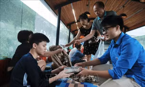 Hà Nội: Phường Chương Dương đảm bảo an toàn cho người dân tránh lũ