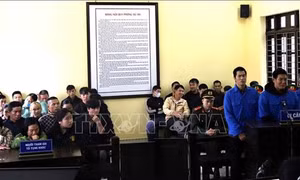 18 năm tù cho ba đối tượng buôn bán pháo trái phép