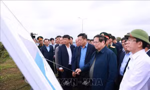 Thủ tướng khảo sát dự án nâng cấp, mở rộng sân bay Chu Lai