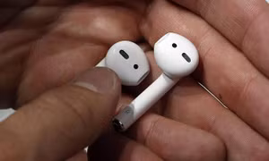Doanh số ấn tượng của tai nghe AirPods trong mùa nghỉ lễ