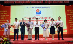 Trao giải Cuộc thi sáng tác tranh cổ động và biểu trưng tuyên truyền Đại hội Đảng