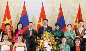 Chủ tịch nước chủ trì tiệc chiêu đãi chào mừng Tổng thống Mông Cổ