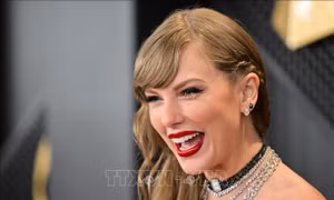 Taylor Swift phá kỷ lục streaming với album mới 'Showgirl'