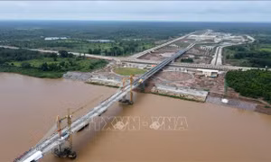 Động lực mới kết nối đường bộ Việt - Lào - Thái