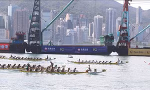 Sôi động lễ hội đua thuyền rồng quốc tế tại Hong Kong (Trung Quốc) 