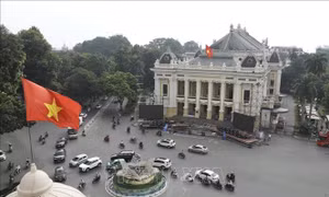 Hà Nội: Phân luồng giao thông phục vụ Chương trình 'Hòa nhạc ánh sáng - Chào năm mới 2026'