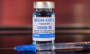 Dịch COVID-19: Thuốc kháng thể giúp giảm số ca tử vong ở bệnh nhân nặng