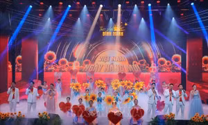 Chương trình nghệ thuật 'Theo ánh bình minh' vì nạn nhân chất độc da cam