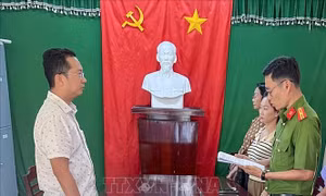 Bắt giám đốc công ty trong vụ nhắn tin vu khống nhiều cán bộ ở Cần Thơ